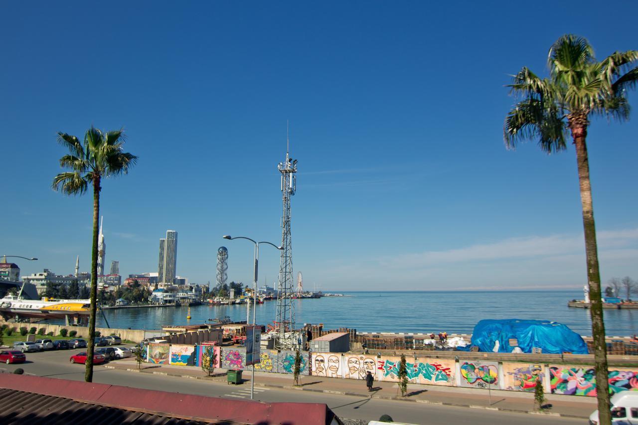 Hotel Marseille Batumi Exterior foto